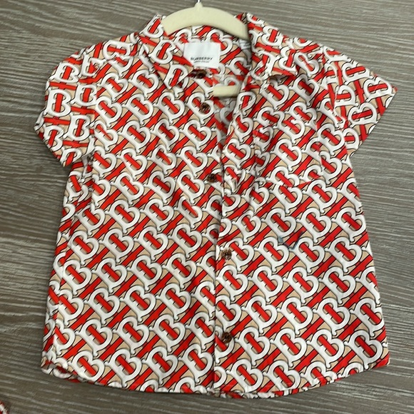 Burberry - Picture 3 of 5